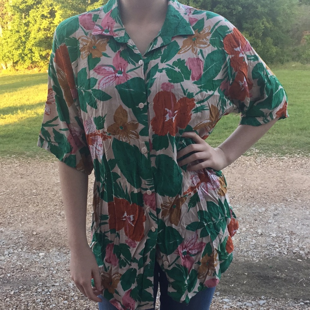 Button down shirt with Cool flower print.